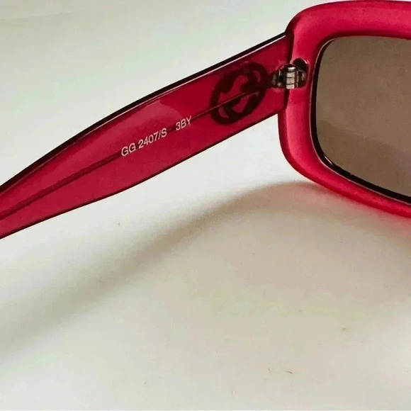 Rare Vintage Authentic Gucci GG
2407/S 3BY Cherry 51mm Gray
Gradient Sunglasses - Picture 11 of 12